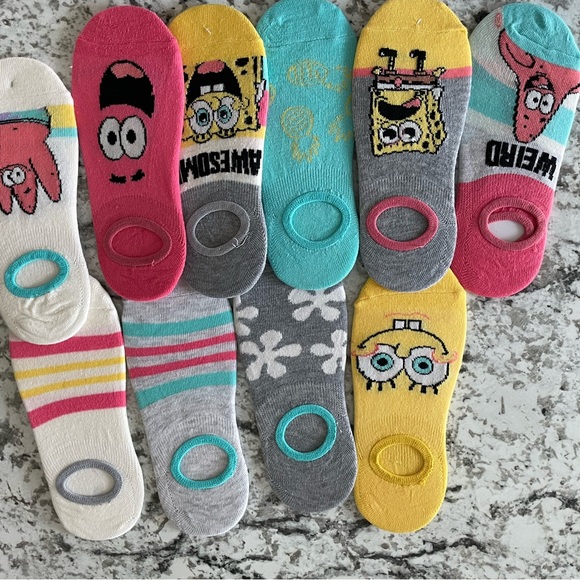 10 Pair Of Assorted SpongBob Socks - Picture 3 of 4